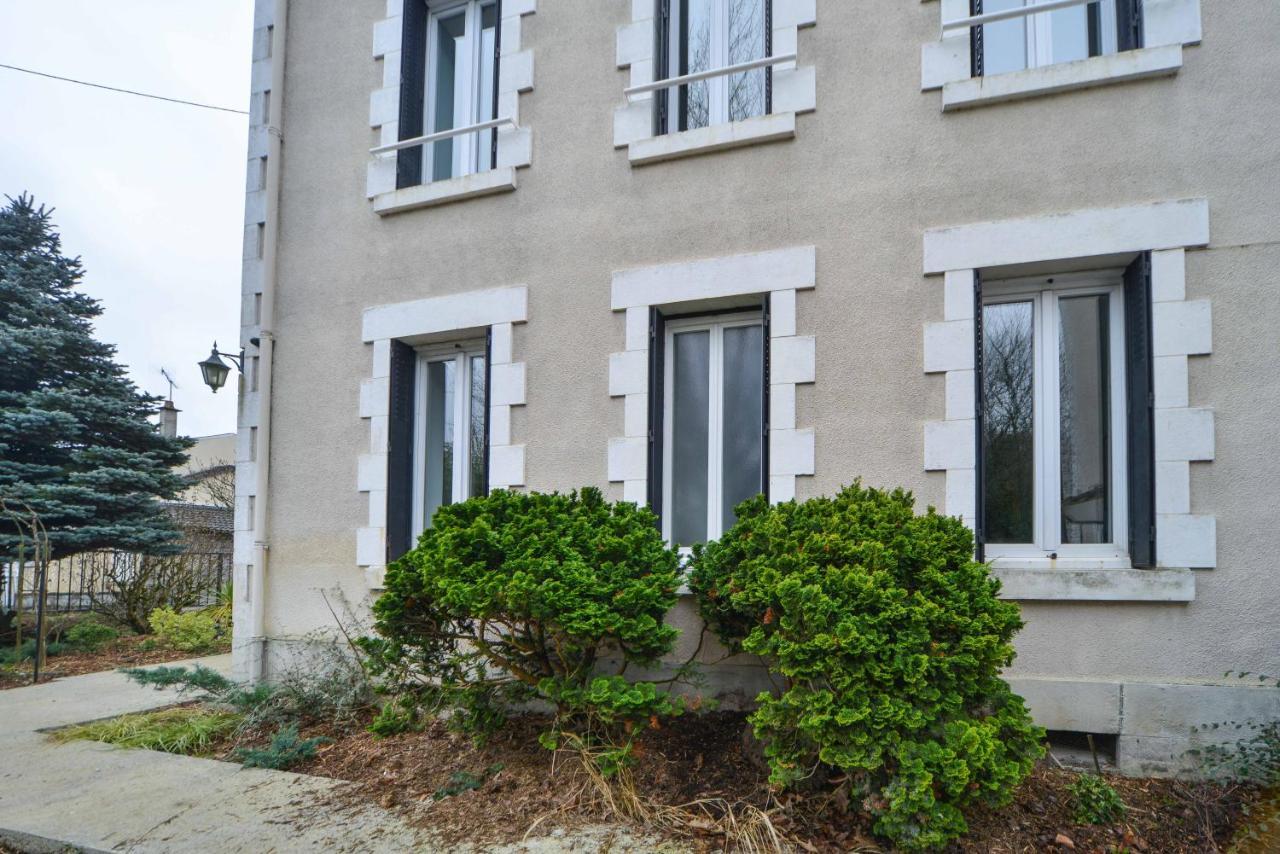 Maison By Logis - Appartement T4 - La Maison D'Hestia Vierzon Kültér fotó